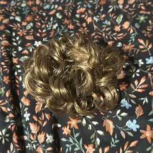 Ballerina bun topper